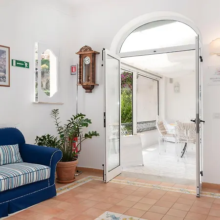 Bougainville Ξενοδοχείο 3*