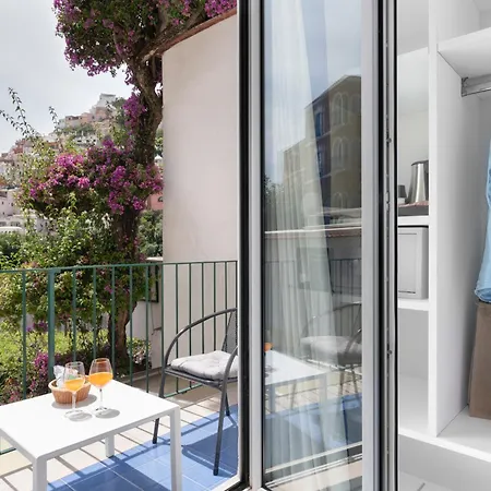 Bougainville Ξενοδοχείο 3*