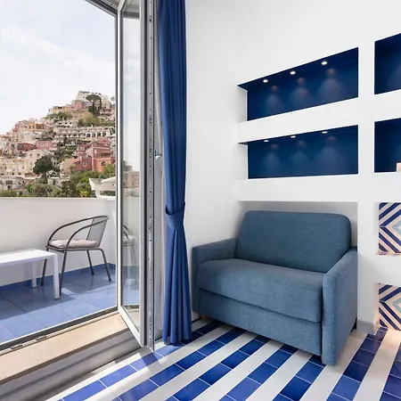Ξενοδοχείο Bougainville 3*