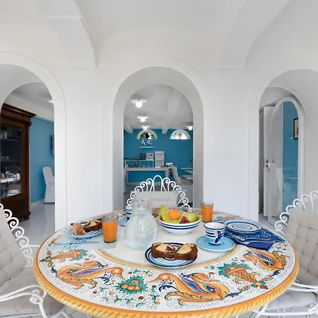 Otel Bougainville