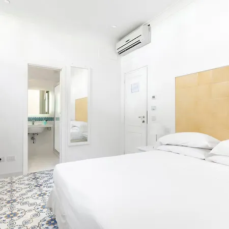 Otel Bougainville