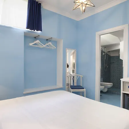Bougainville Otel
