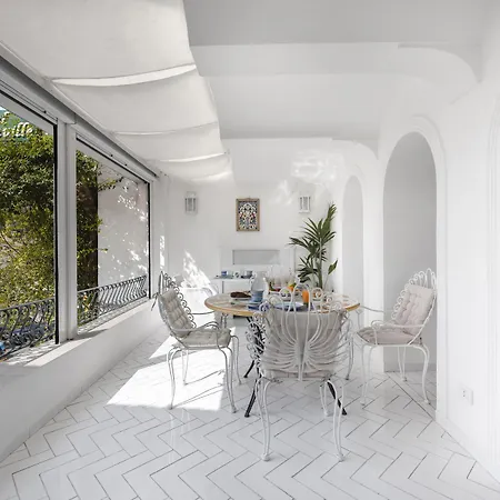 Bougainville 4*
