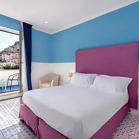Bougainville Hotel 4*
