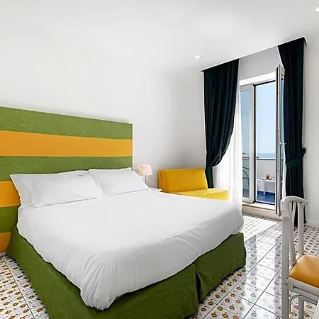 Bougainville Hotel