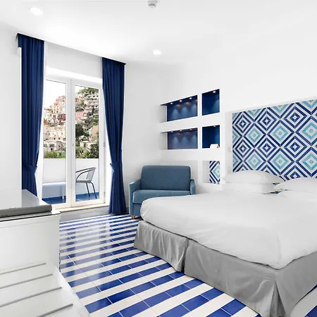 Bougainville Hotel 4*