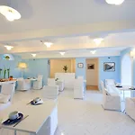Hotell Bougainville