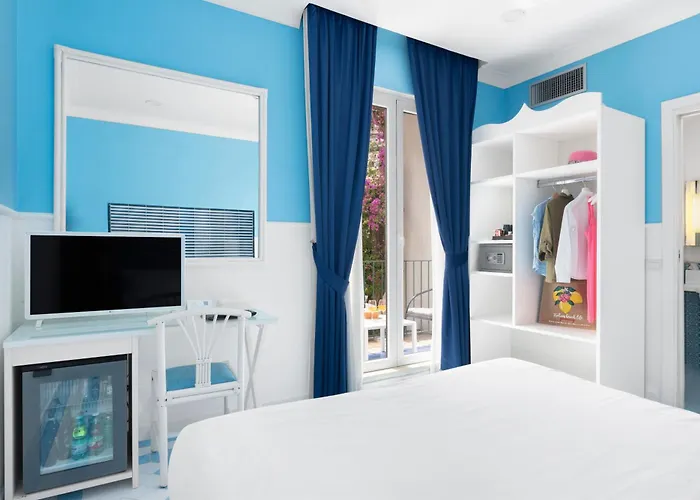 Hotell Bougainville 4*
